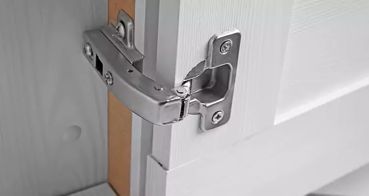 Shower Door Hinge Replacement in Cooper City, FL