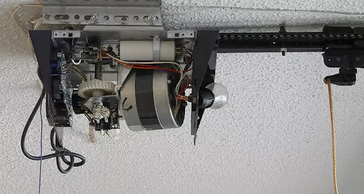 Emergency Garage Door Opener Repair in Cooper City, FL