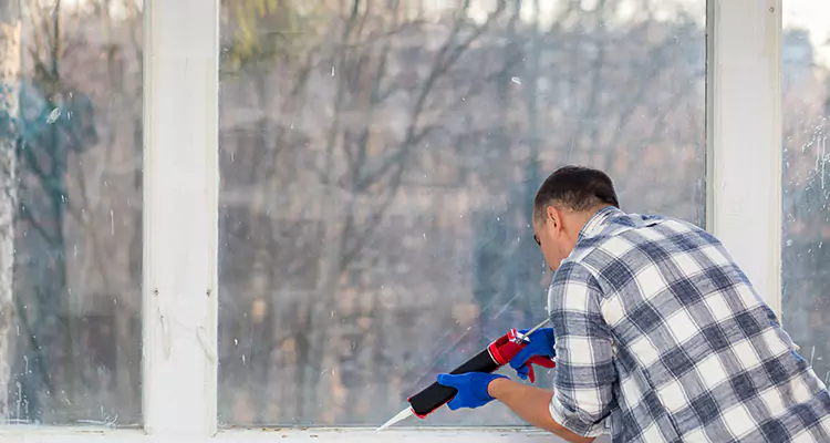 Quality Sliding Shower Door Repair for Closing Issues in Cooper City, FL