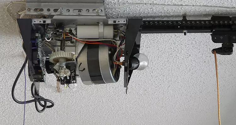 Garage Door Motor Replacement in Cooper City, FL