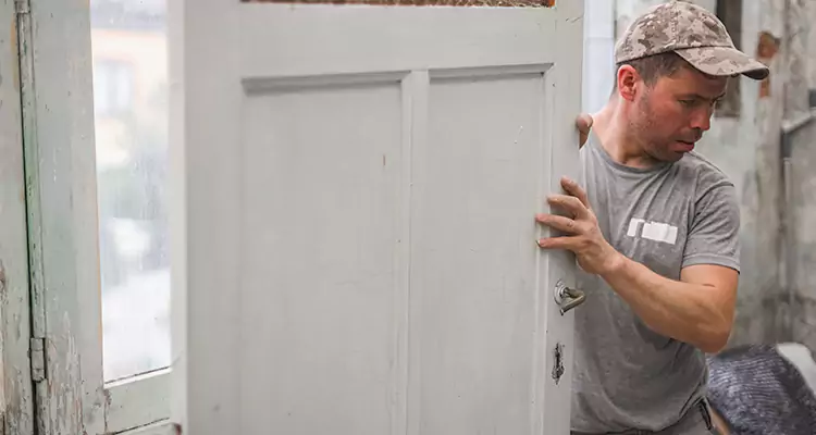 Home Front Door Replacement in Cooper City, FL