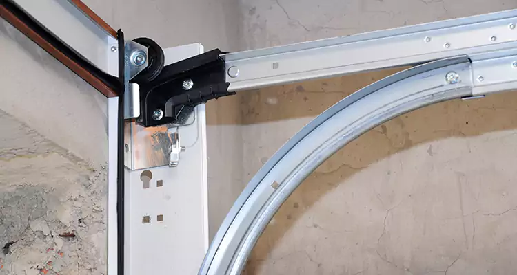 Maintain Liftmaster Garage Door Off Track in Cooper City, FL