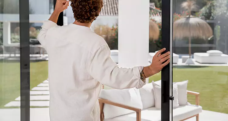 Sliding Screen Door Maintenance for Closing Issues in Cooper City, FL